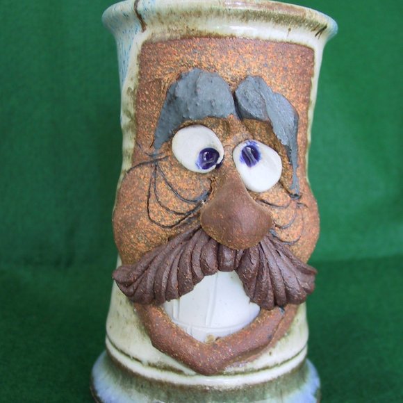 The Confused Dude Coffee Mug - Picture 2 of 2